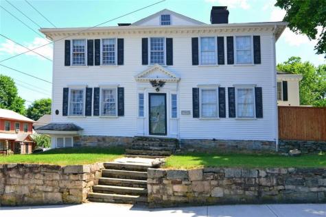 28 Division ST East Greenwich RI 02818